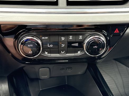 New 2026 Chevrolet Trax LT w/ Driver Confidence Package FWD image 46