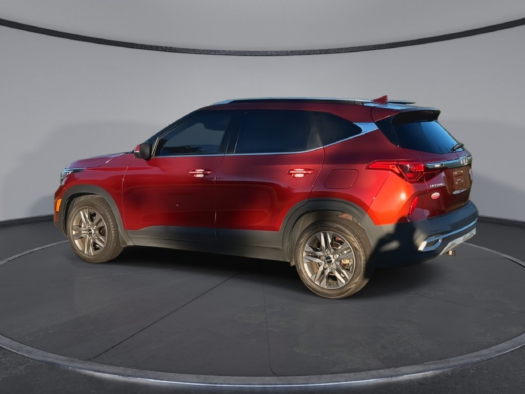 Used 2023 Kia Seltos S w/ Navigation Package FWD image 6