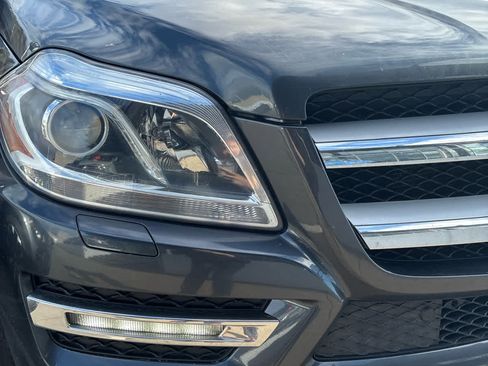 Used 2015 Mercedes-Benz GL 450 4MATIC w/ Parking Assist Package image 17