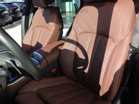 Used 2026 BMW X5 sDrive40i image 12