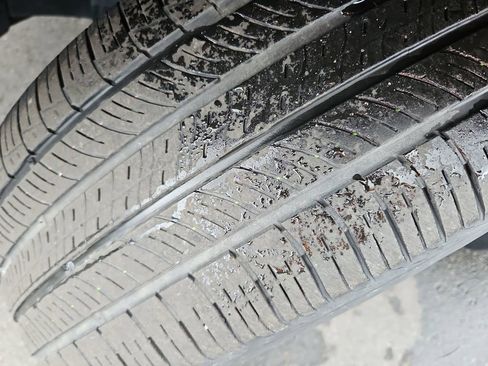 Used 2021 Kia Sorento EX w/ Panoramic Sunroof Package image 36