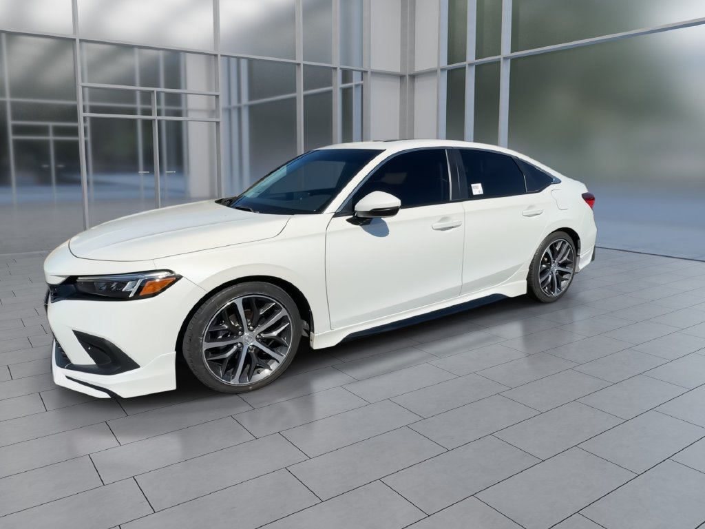 Used 2024 Honda Civic Touring image 4