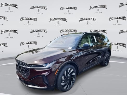 New 2025 Lincoln Nautilus Reserve image 1