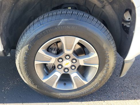 Used 2019 Chevrolet Colorado Z71 image 20