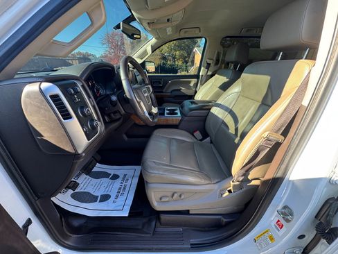 Used 2017 GMC Sierra 1500 SLT w/ SLT Premium Package image 15