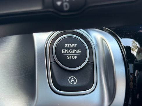 New 2026 Mercedes-Benz GLB 250 image 21