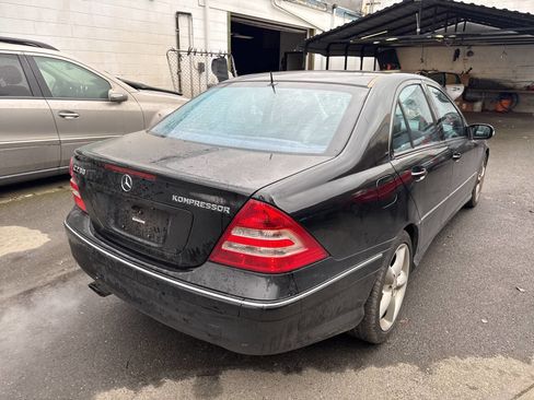 Used 2005 Mercedes-Benz C 230 1.8L image 3