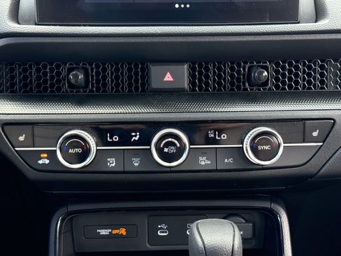 Used 2026 Honda CR-V EX image 11