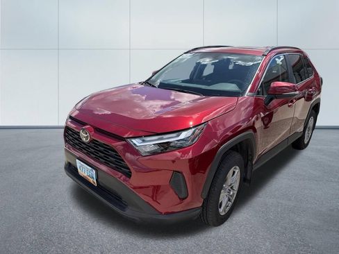 Used 2024 Toyota RAV4 XLE w/ Convenience Package AWD/4WD image 3