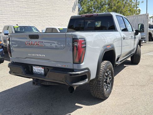 Used 2024 GMC Sierra 2500 AT4X AWD/4WD image 5