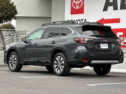 Used 2023 Subaru Outback Limited AWD/4WD image 3