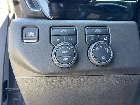 Used 2024 Chevrolet Silverado 1500 LT AWD/4WD image 18