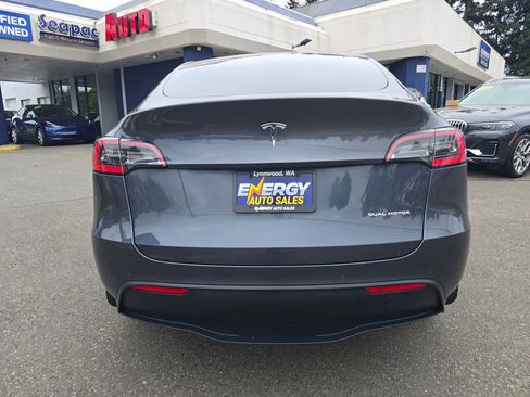 Used 2021 Tesla Model Y Long Range AWD/4WD image 6