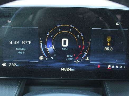 Used 2025 Chevrolet Equinox LT w/ Convenience Package II FWD image 10