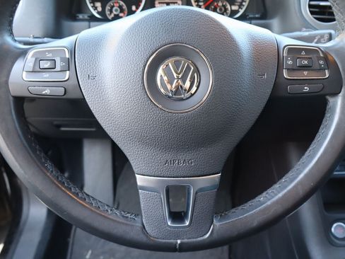Used 2017 Volkswagen Tiguan Limited w/ Premium Package FWD image 10