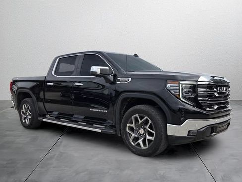 Used 2025 GMC Sierra 1500 SLT w/ SLT Premium Plus Package AWD/4WD image 6