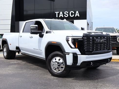 New 2026 GMC Sierra 3500 Denali Ultimate AWD/4WD image 1
