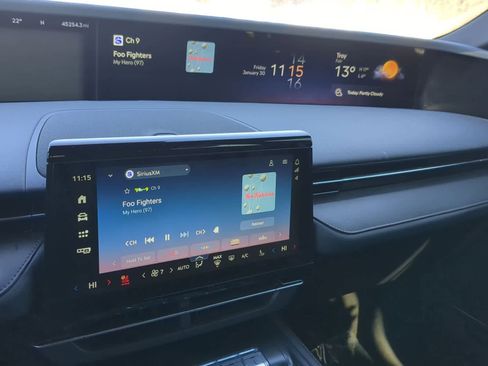 Used 2024 Lincoln Nautilus Reserve w/ Equipment Group 202A image 34