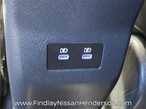 Used 2025 Nissan Kicks SR image 12