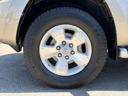 Used 2004 Toyota 4Runner Limited AWD/4WD image 44