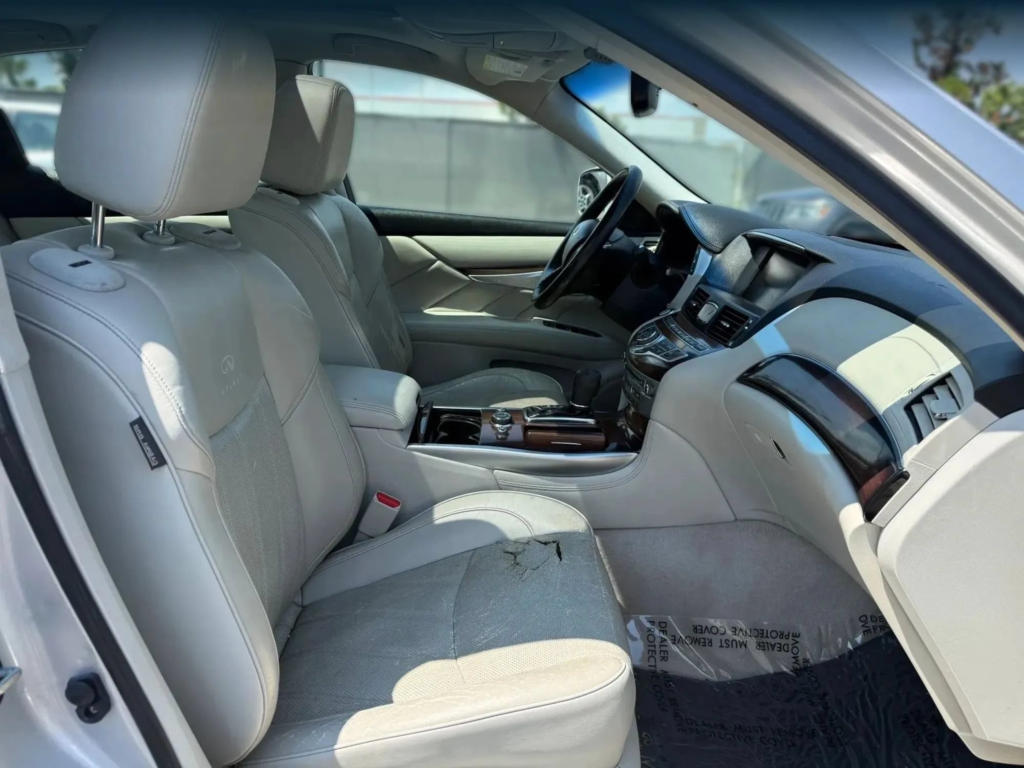 Used 2011 INFINITI M37 w/ Deluxe Touring Pkg RWD image 18