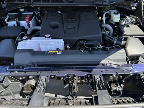 New 2026 Toyota Tundra SR5 w/ SR5 Premium Package AWD/4WD image 26
