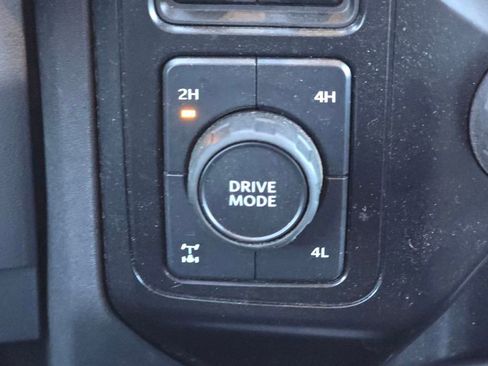 Used 2025 Ford F250 XLT w/ FX4 Off-Road Package image 25