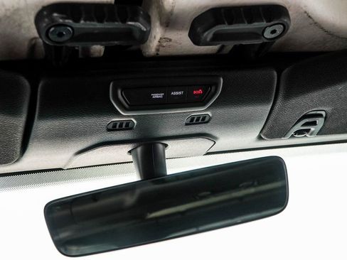 Used 2022 Jeep Wrangler Unlimited Rubicon AWD/4WD image 40