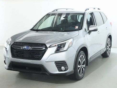 Certified 2023 Subaru Forester Limited AWD/4WD image 1
