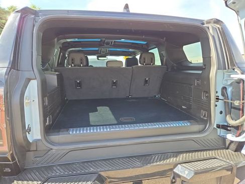 Used 2024 GMC Hummer EV 3X AWD/4WD image 34