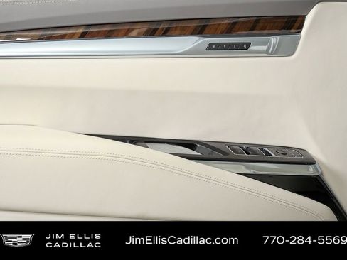 Used 2026 Cadillac Escalade Platinum Sport w/ LPO, ONYX Package image 7