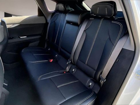 Certified 2025 Cadillac Optiq Luxury 1 image 26