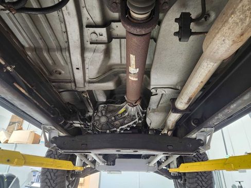 Used 2002 Chevrolet Silverado 3500 LT w/ Off-Road Skid Plate Pkg image 23