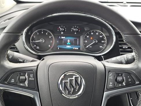 Used 2022 Buick Encore Preferred w/ Safety Package image 18