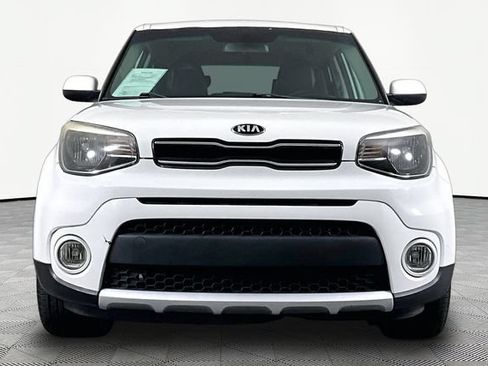 Used 2018 Kia Soul + FWD image 2