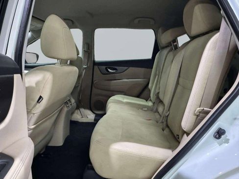 Used 2016 Nissan Rogue SV image 59