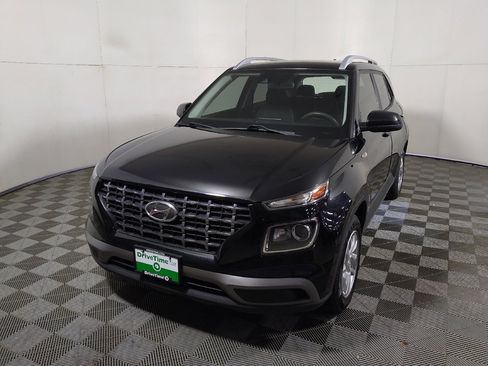 Used 2020 Hyundai Venue SEL FWD image 15