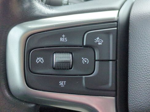 Used 2021 Chevrolet Suburban LT AWD/4WD image 15