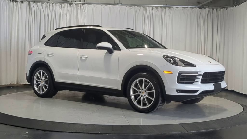 Used 2019 Porsche Cayenne S AWD/4WD image 2