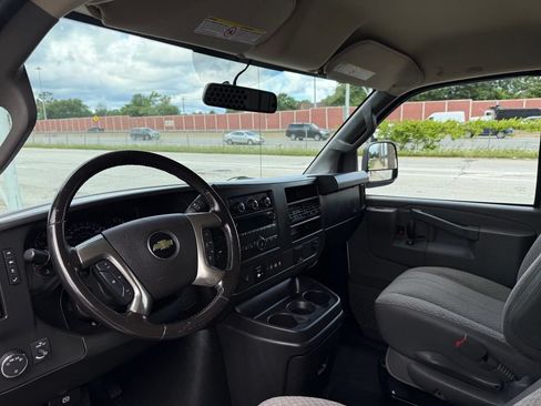 Used 2019 Chevrolet Express 2500 w/ Driver Convenience Package RWD image 24
