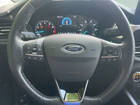 Used 2020 Ford Escape SEL image 15