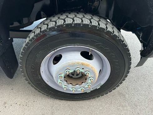 Used 2017 Ford F550 4x4 Crew Cab Super Duty image 26