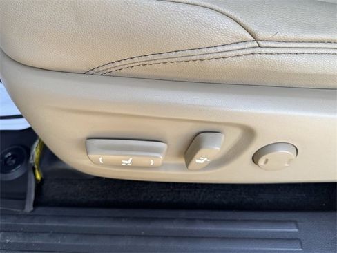 Used 2020 Toyota 4Runner SR5 Premium image 22