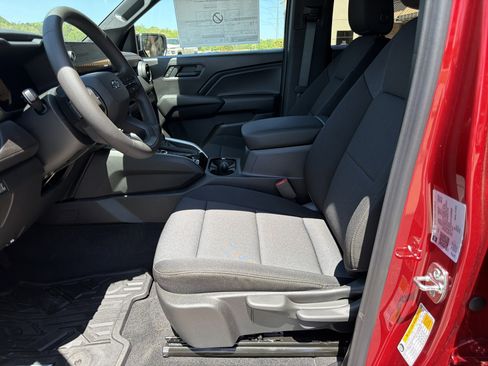 New 2026 Chevrolet Colorado Trail Boss AWD/4WD image 9