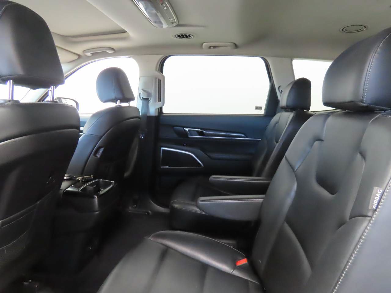 Used 2025 Kia Telluride S AWD/4WD image 16