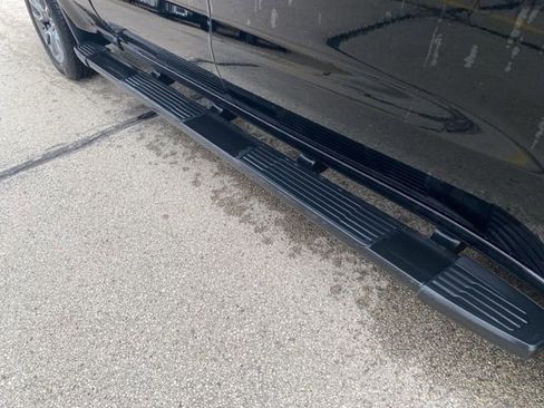 Used 2022 Chevrolet Silverado 1500 RST image 5