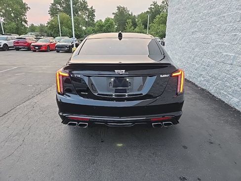 Used 2026 Cadillac CT5 V w/ Technology Package AWD/4WD image 5