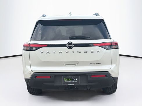 Used 2023 Nissan Pathfinder SV w/ SV Premium Package AWD/4WD image 7