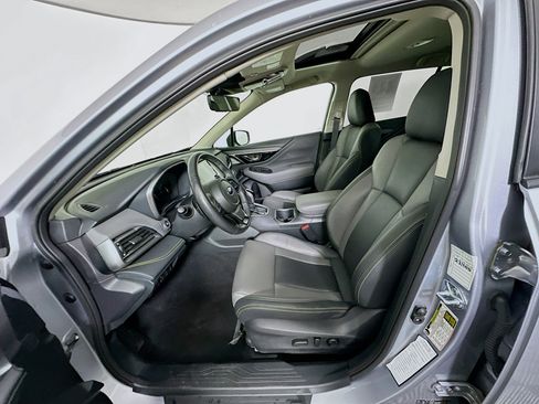 Used 2025 Subaru Outback Onyx Edition AWD/4WD image 13