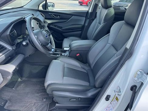 Used 2025 Subaru Ascent Onyx Edition w/ Onyx Package AWD/4WD image 12
